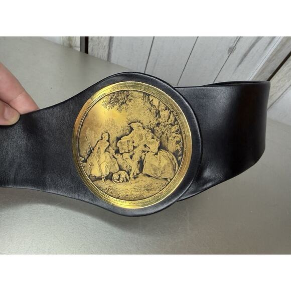 Vintage Large Gold Lancret Victorian Leather Black Belt Harry Rosenfeld M/L